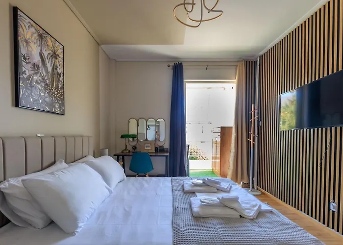 Aiolos Elegant Escapes Glyfada Apartment
