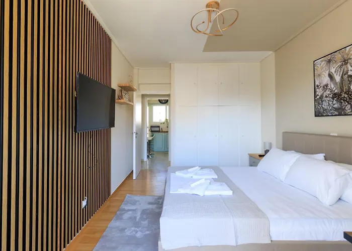 Aiolos Elegant Escapes Glyfada Apartment